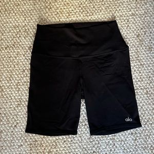 alo Airbrush Highwaist Bikeshorts